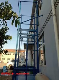 烟台威海导轨式升降机缓冲过程及速度的控制
